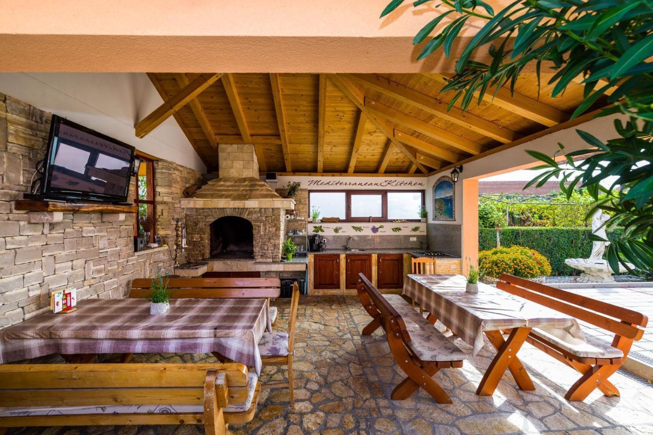 Villa Dalmatina Zadar Mit Pool Экстерьер фото