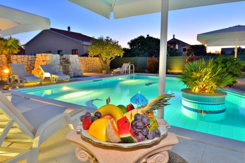Villa Dalmatina Zadar Mit Pool Экстерьер фото